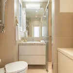 Apartment Elegant Parisian - Steps To Opera, Lafayette & Dining Paris