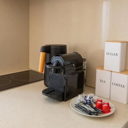 Elegant Parisian - Steps To Opera, Lafayette & Dining