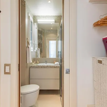 Elegant Parisian - Steps To Opera, Lafayette & Dining *