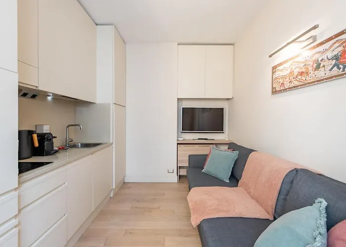 아파트 Elegant Parisian - Steps To Opera, Lafayette & Dining 파리